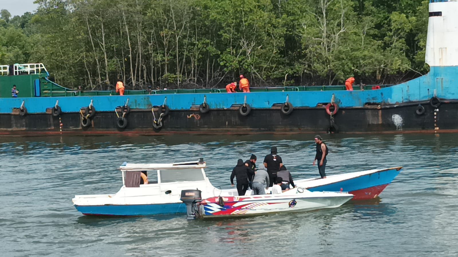 HUT ke 72 Polairud Polda Kaltim, Tampilkan Simulasi Tindak Pidana di Laut 