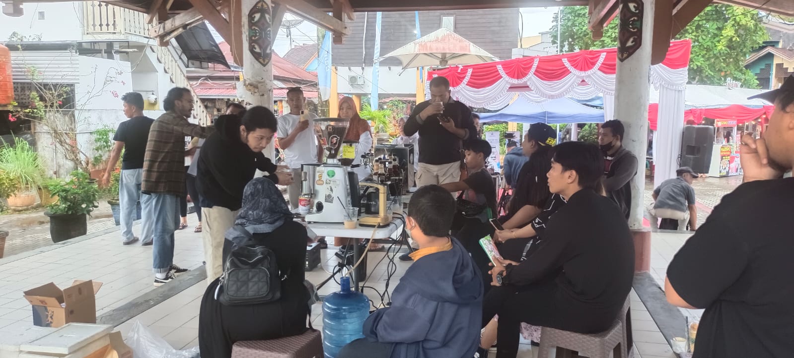 UMKM di Samarinda Makin Bersinar, Pembina Bantu 10 Rombong 