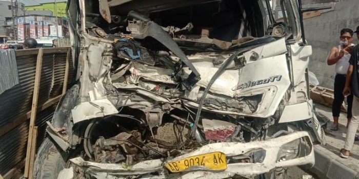 Lakalantas Muara Rapak, Polisi Evakuasi dan Tindak Lanjut Penyebab Kejadian 