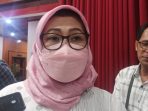 Plt Kepala Dinas Koperasi UMKM dan Perindustrian Kota Balikpapan, Rosdiana. Foto: BorneoFlash.com/Niken Sulastri.