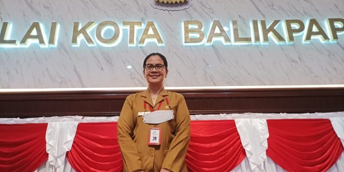 Kepala Bagian Hukum Sekretariat Daerah Kota Balikpapan, Elyzabeth L Toruan. Foto: BorneoFlash.com/Niken Sulastri.
