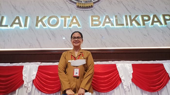 Kepala Bagian Hukum Sekretariat Daerah Kota Balikpapan, Elyzabeth L Toruan. Foto: BorneoFlash.com/Niken Sulastri.