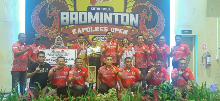 Kejuaraan Bulu Tangkis Kapolres Kutim Open 2023 Yang Digelar Oleh Polres Kutai Timur  Resmi Di Tutup  Kapolres Kutim AKBP Anggoro Wicaksono Kejuaraan  Di Gelar Di Stadion Ysb Sangatta Selama 4 Hari Yakni Dari Tanggal 26 – 29 Januari 2023. Foto: HO/Humas Polda Kaltim.