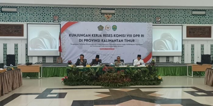 Kunjungan kerja reses Komisi VIII DPR RI dipimpin Wakil Ketua Komisi VIII DPR RI, Moekhlas Sidik, di Kota Balikpapan Provinsi Kaltim, di Embarkasi Haji, Jalan Mulawarman, Balikpapan, Jumat (17/2/2023). Foto: BorneoFlash.com/Niken Sulastri.