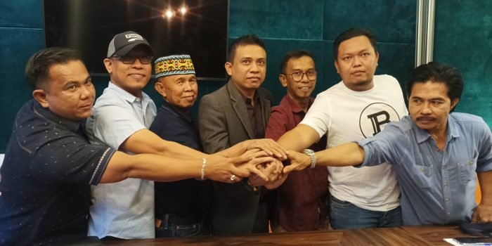 Sejumlah Ormas dan LBH yang tergabung dalam Aliansi Masyarakat Cinta Balikpapan gelar konferensi pers, Kamis (24/2/2023).