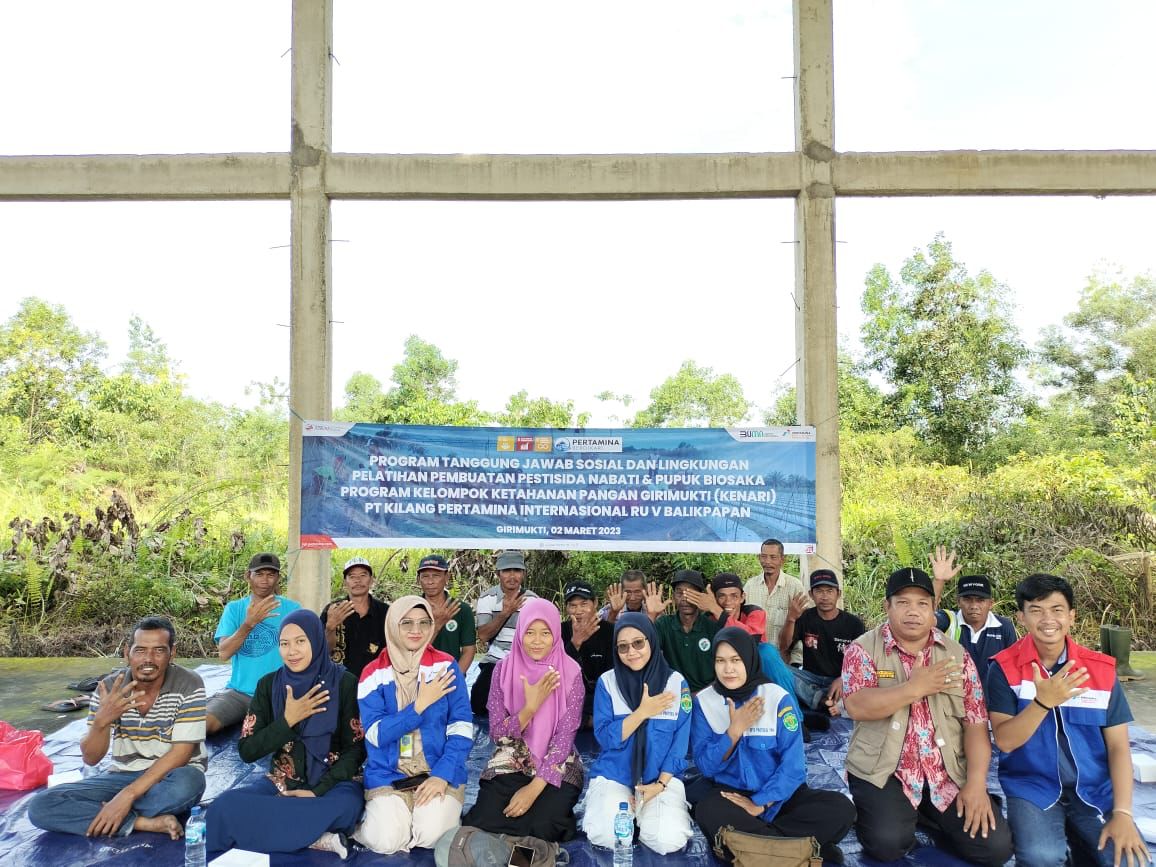Meminimalisir Penggunaan Pupuk Kimia, Pertamina Gandeng Petani Adakan Pelatihan Pembuatan Pestisida Nabati dan Pupuk Biosaka
