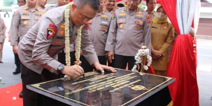 Kapolda Kaltim Resmikan Gedung Baru RS Bhayangkara Balikpapan TK II untuk Tingkatkan Pelayanan Kesehatan