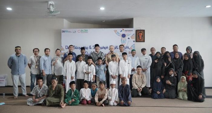 PT Pertamina Patra Niaga (PPN) Regional Kalimantan menggelar acara Doa Bersama dan Santunan Anak Yatim, dilaksanakan secara serentak di masing-masing provinsi pada Selasa (21/3/2023). Foto: HO/PT Pertamina Patra Niaga.