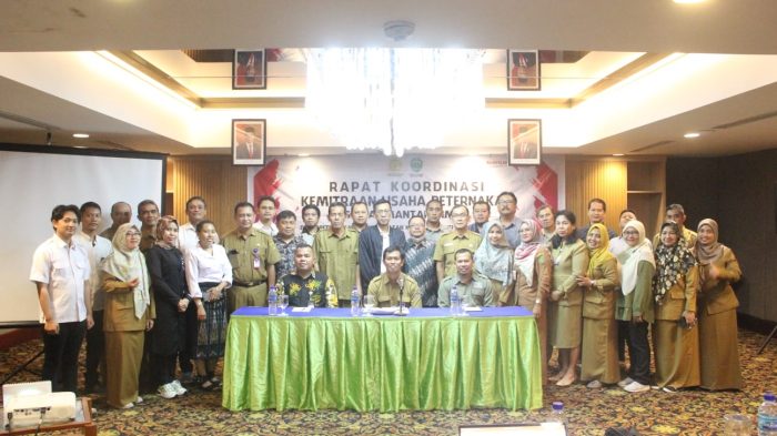 KPPU saat melaksanakan Rapat Koordinasi Kemitraan Usaha Peternakan Tahun 2023 bertempat di Hotel Blue Sky Kota Balikpapan.(Foto:BorneoFlash.com/ist).