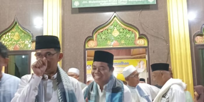 Wali Kota Balikpapan H Rahmad Mas'ud pada kegiatan Safari Ramadhan 1444 Hijriah di Masjid Qamarul Huda, pada hari Rabu (29/3/2023). Foto: BorneoFlash.com/Niken Sulastri.
