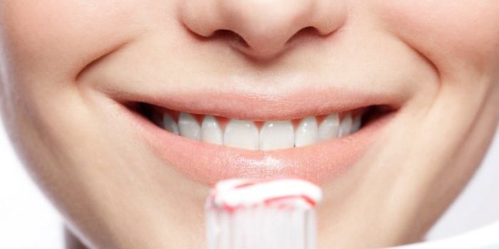 Waktu yang Tepat untuk Sikat Gigi Saat Puasa