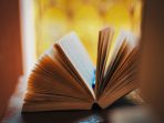 buku non fiksi, banyak topik menarik yang dapat meningkatkan pengetahuan dan wawasan. Ada sepuluh rekomendasi buku terbaik hingga 2023