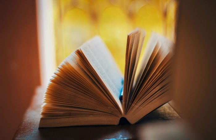 buku non fiksi, banyak topik menarik yang dapat meningkatkan pengetahuan dan wawasan. Ada sepuluh rekomendasi buku terbaik hingga 2023