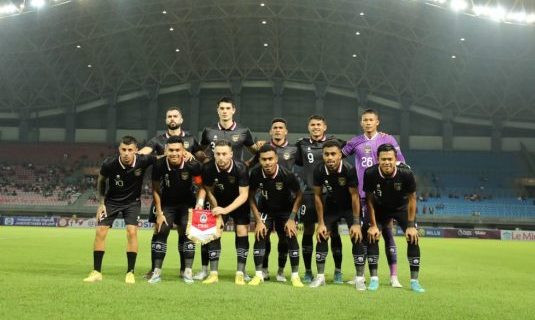 Skuad Timnas Indonesia Saat melawan Burundi pada pertemuan laga kedua FIFA Matchday di Stadion Patriot Candrabhaga, Bekasi, Selasa (28/3/2023). Foto: HO/Pssi.org.