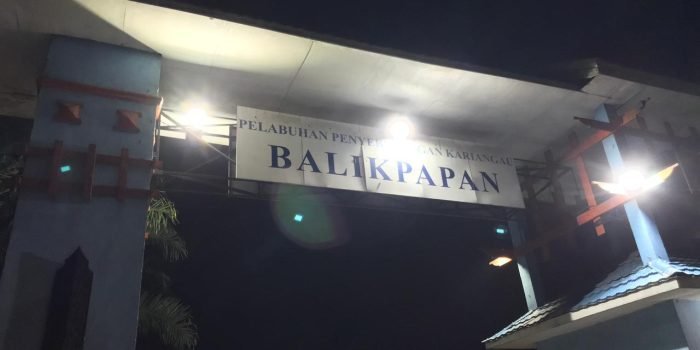 Pelabuhan Ferry Kariangau Balikpapan-Penajam. Foto: BorneoFlash.com.