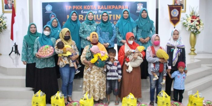 Tim Penggerak PKK Kota Balikpapan melakukan inovasi dengan melaunching Kader Bergerak Melawan Stunting (Karamunting), di Aula Rumah Jabatan Wali Kota Balikpapan, pada hari Jumat (31/3/2023). Foto: BorneoFlash.com/Niken Sulastri.