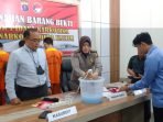 Subdit II Ditresnarkoba Polda Kaltim telah melaksanakan pemusnahan barang bukti narkotika jenis sabu seberat 99,83 gram. Foto Humas Polda Kaltim