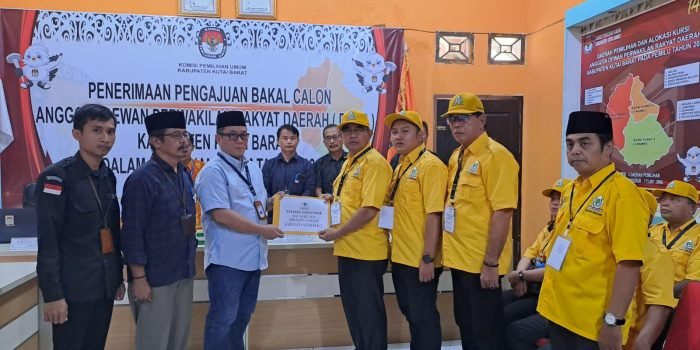 Golkar Kubar Daftarkan Bacaleg Pemilu 2024, Optimis Target 7 Kursi DPRD