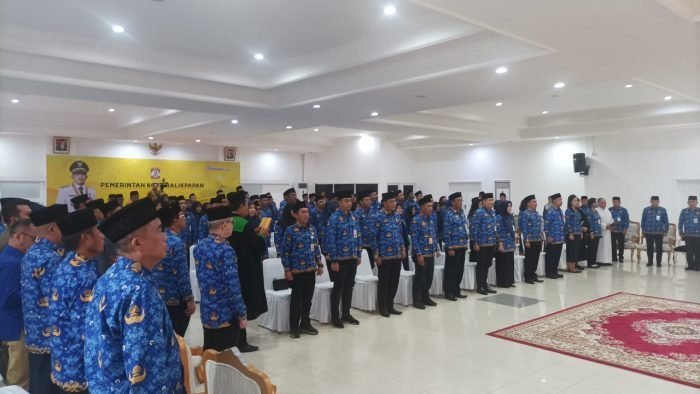 Pelantikan dan Pengambilan Sumpah janji jabatan administrator, pengawas dan fungsional di lingkungan Kota Balikpapan, di Auditorium Balai Kota Balikpapan pada hari Senin (29/5/2023) siang. Foto:BorneoFlash.com/Niken Sulastri.