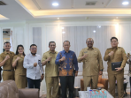 Bupati Mahakam Ulu, Bonifasius Belawan Geh melakukan audiensi dengan Direktur Jenderal (Dirjen) Bina Administrasi Kewilayahan (BAK) Kemendagri, yang diterima langsung Dr. Safrizal ZA pada Senin 15 Mei 2023 lalu. Foto: BorneoFlash.com/Prokopim