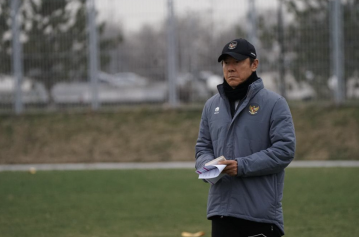 Pelatih Shin Tae Yong