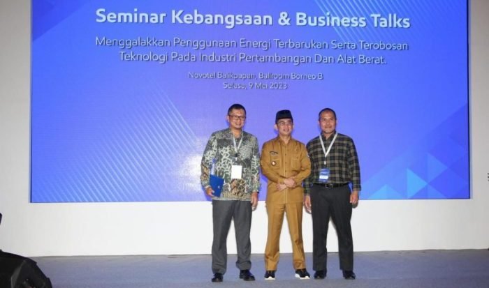 Wali Kota Balikpapan H Rahmad Mas'ud  Hadir di Seminar Kebangsaan dan Business Talks yang digelar di Hotel Novotel Balikpapan, pada hari Selasa (9/5/2023). Foto: BorneoFlash.com/Niken Sulastri.