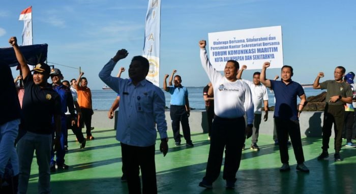 Lanal Balikpapan Senam Gelar Bersama pada hari Rabu (3/5/2023). Foto: BorneoFlash.com/Niken Sulastri.
