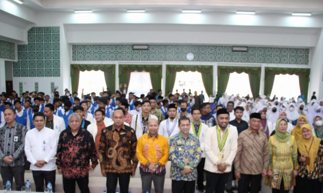 Menko PMK RI), Muhadjir Effendy hadir pada pembukaan Muktamar Nasional XXXII Pelajar Islam Indonesia di Asrama Haji Balikpapan, pada hari Jumat (5/5/2023).Foto: Niken/BorneoFlash.com