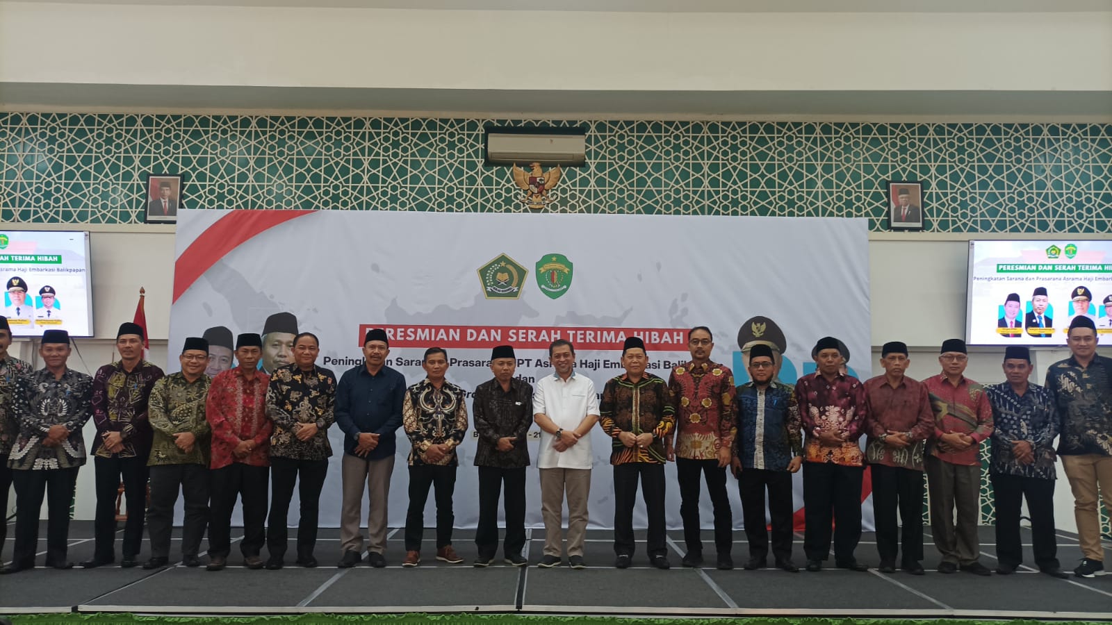 Pemprov Kaltim Serahkan Bantuan Hibah Untuk Tingkatkan Sarana dan Prasarana Asrama Haji Embarkasi Balikpapan