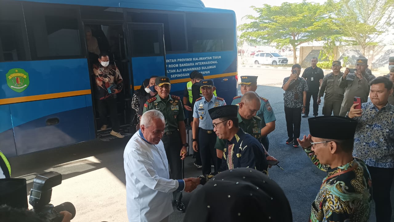 Wali Kota Balikpapan Turut Berduka Cita Atas Meninggalnya Istri Gubernur Kaltim Hj Norbaiti Noor