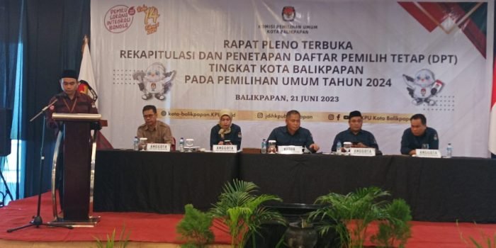 KPU Balikpapan Gelar Rapat Pleno Terbuka Rekapitulasi dan Penetapan DPT Tingkat Kota Balikpapan pada Pemilu Tahun 2024