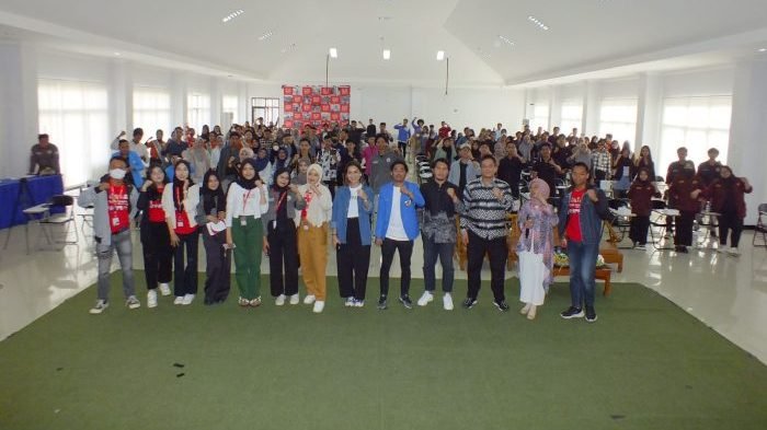 Kejar Mimpi Balikpapan yang diinisiasi oleh Bank CIMB Niaga sukses melaksanakan event #ONEderfulDreams berkolaborasi dengan Badan Eksekutif Mahasiswa (BEM) Politeknik Negeri Balikpapan (Poltekba) pada Minggu, (25/6/2023). Foto: HO/Kejar Mimpi Balikpapan. 

