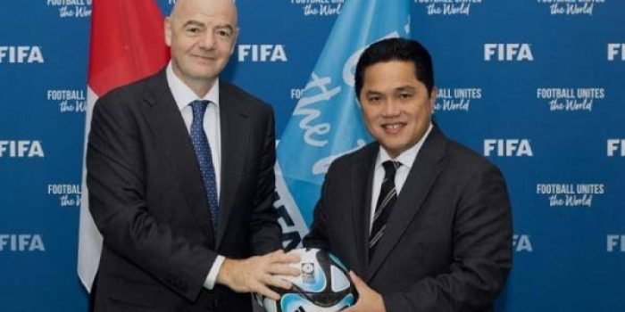 Ketum PSSI Erick Thohir dan Presiden FIFA Giovanni Infantino