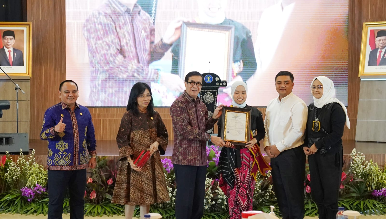 Harumkan Bangsa Indonesia di Dunia, Menkumham Beri Apresiasi Putri Ariani 