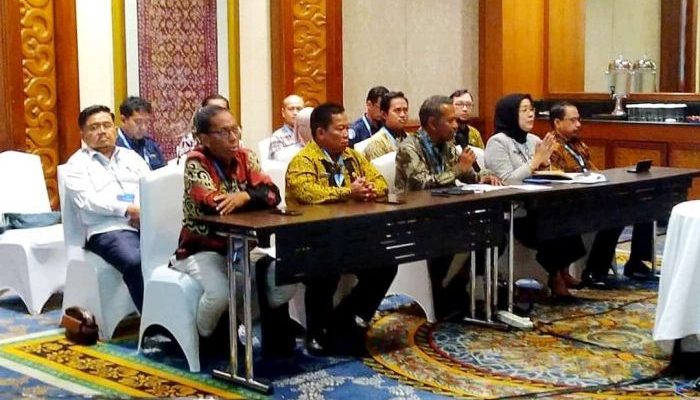 Pemda Paser memaparkan program smart city di hadapan Tim Asesmen Smart City dari Kementerian Komunikasi Informatika (Kominfo), di Surabaya, Selasa (13/6/2023). Foto: HO/Humas Pemkab Paser.