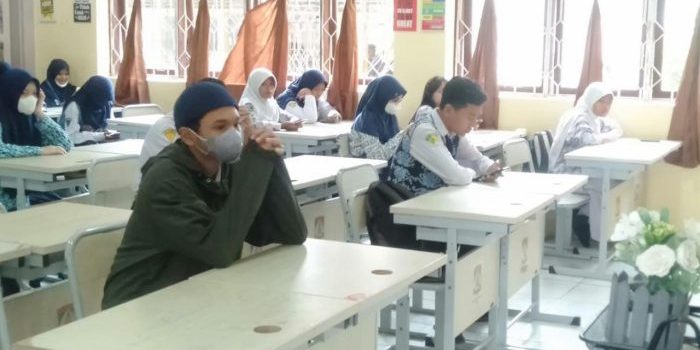 Peserta didik SMPN 3 Balikpapan saat mengikuti lomba OSN Tingkat Kota. Foto: BorneoFlash.com/Ist. 