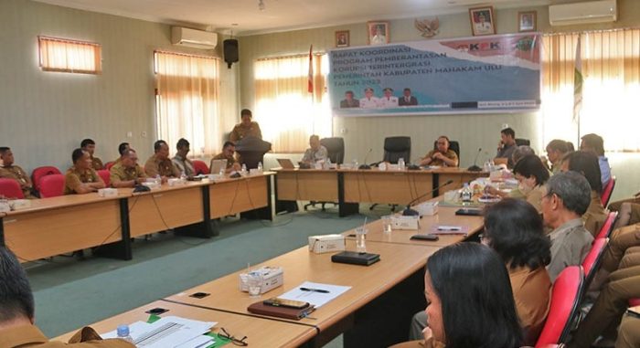 Rakor Program Pemberantasan Korupsi Terintegrasi Pemerintah Kabupaten Mahakam Ulu, di Ruang Rapat Bapelitbangda pada Selasa (6/6/2023). Foto: Prokopim Mahulu