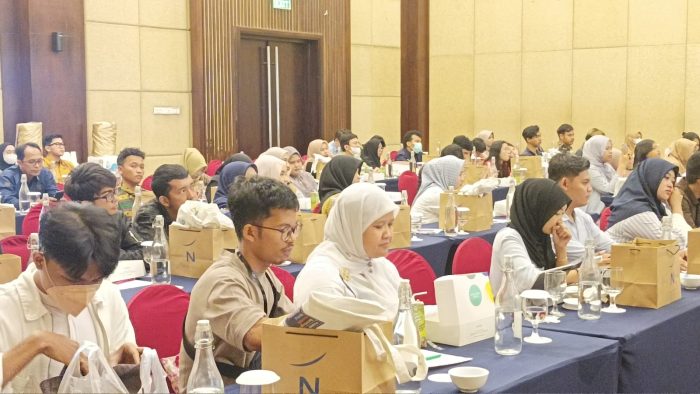 Sosialisasi Program Pembinaan Literasi kepada Generasi Muda di Kota Balikpapan, Provinsi Kalimantan Timur (Kaltim), di Ballroom Hotel Novotel Balikpapan, pada hari Minggu (18/6/2023) sore. Foto: BorneoFlash.com/Niken Sulastri.