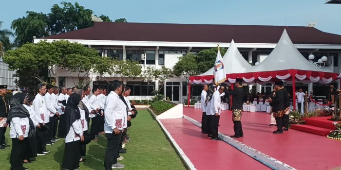 Wali Kota Lepas Kontingen Balikpapan Ikuti Pekan Nasional Petani Nelayan ke 16 di Kota Padang