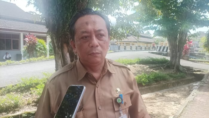 Kepala Dinas Tenaga Kerja dan Transmigrasi (Disnakertrans) Kalimantan Timur (Kaltim), H Rozani Erawadi, S.H.,M.S.i. Foto: Niken/BorneoFlash.com