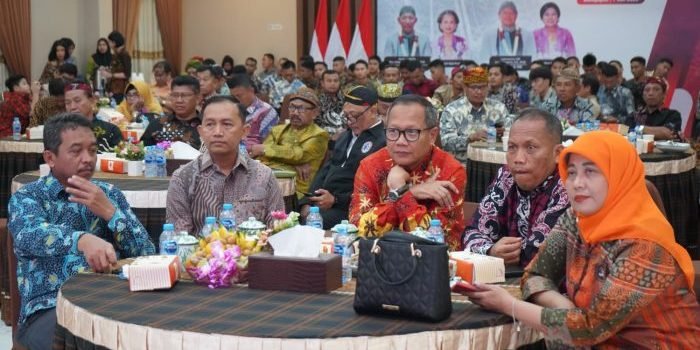 Acara wayang kulit ini dihadiri oleh TNI, Polri, dan seluruh elemen masyarakat serta disaksikan di seluruh Polda jajaran se-Indonesia. Foto: HO/Humas Polda Kaltim.
