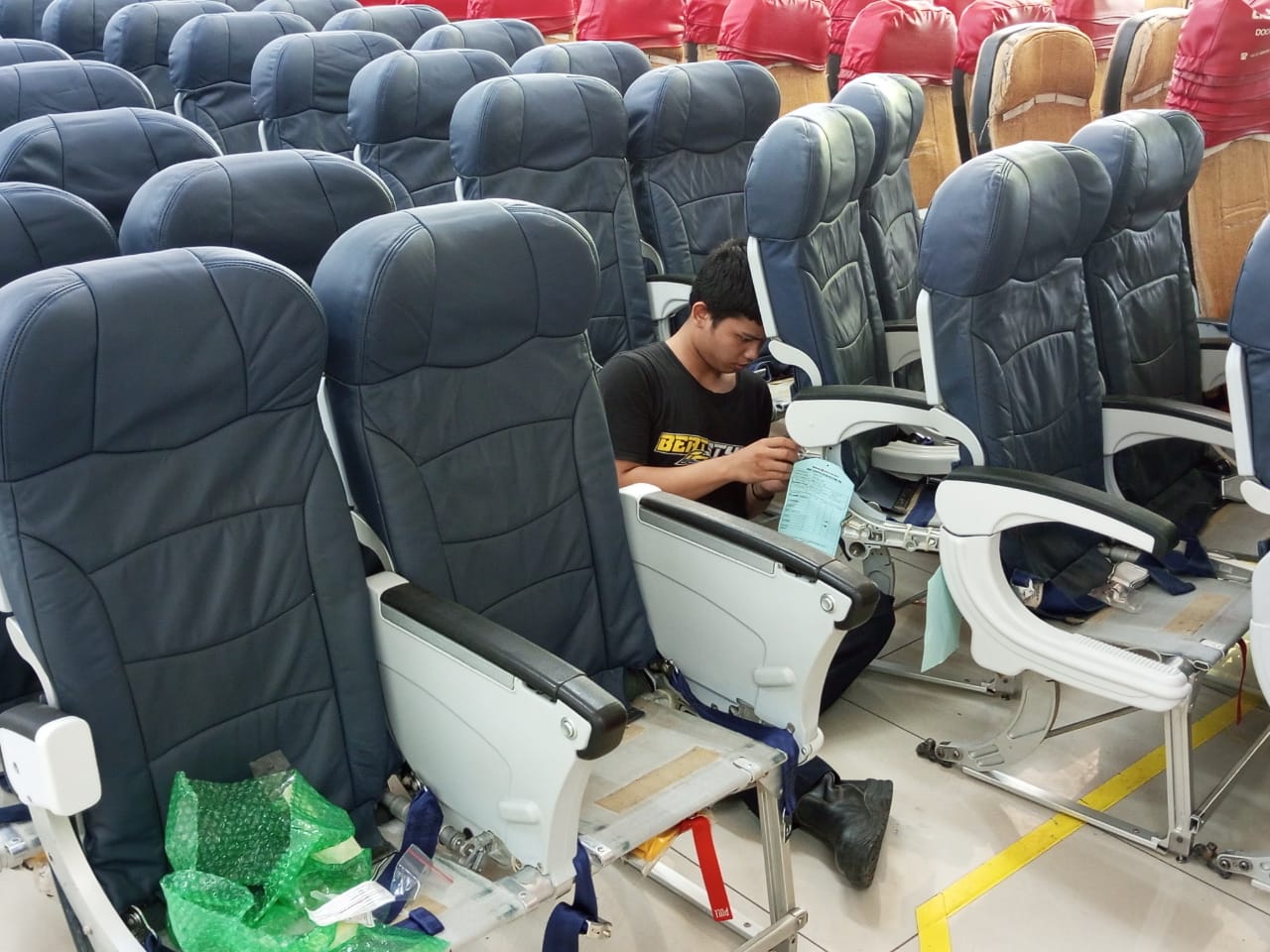 Batam Aero Technic Memperbarui Interior Kabin Pesawat dengan Kemahiran dan Ketelitian