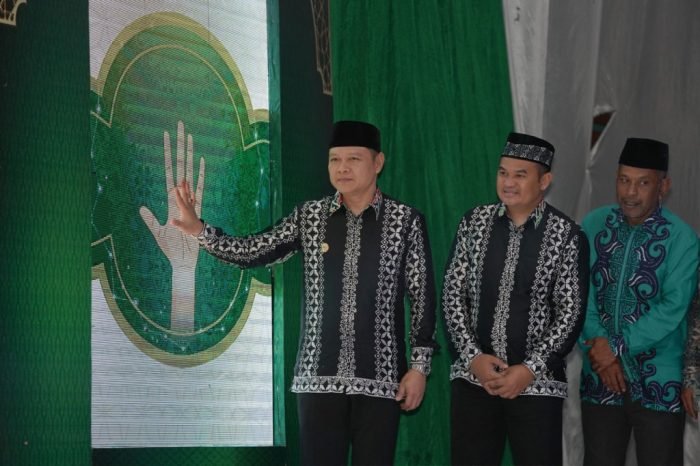 Bupati Paser dr. Fahmi Fadli menutup Musabaqah Tilawatil Quran (MTQ) XLVIII tingkat Kabupaten Paser yang dilangsungkan di Kecamatan Batu Sopang, Sabtu (29/7/2023). Foto: HO/Media Center Paser.