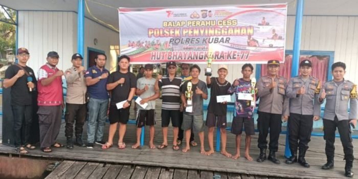 Meriahkan HUT Bhayangkara Ke 77, Polsek Penyinggahan Polres Kubar Gelar Lomba Balap Perahu Ces 