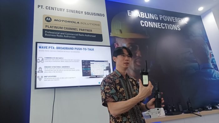 Motorola Solutions hari ini mengumumkan pembukaan Motorola Experience Center pertamanya di Indonesia yang berlokasi di Ruko Sentra Baru Blok AB4, No.8, Balikpapan, Kalimantan Timur pada hari Rabu (5/7/2023). Foto: BorneoFlash.com/Niken Sulastri.