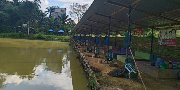 Objek wisata pemancingan berada di booster Pertamina Kelurahan Long Ikis Kabupaten Paser. Foto: BorneoFlash.com/Ist.