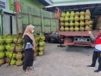 PT Pertamina Patra Niaga di Regional Kalimantan lakukan sidak ke pangkalan-pangkalan LPG 3 kg yang tersebar di seluruh Kalimantan. Foto: HO/Pertamina Patra Niaga.