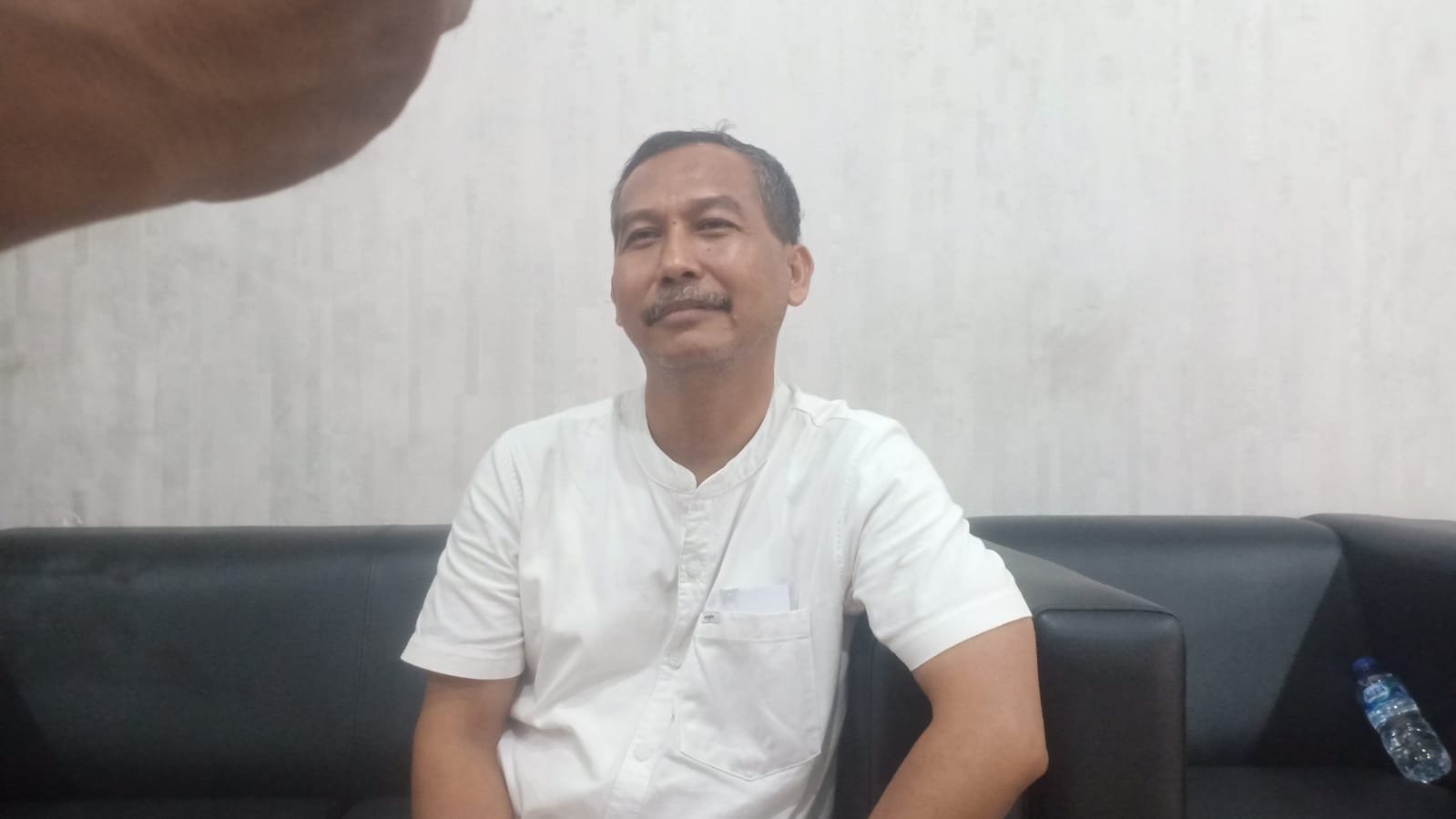 Slamet Iman Santoso: Warga RT 15 Kelurahan Gurinda Baru Minta Selesaikan Dampak Pengerjaan PT Fahreza 