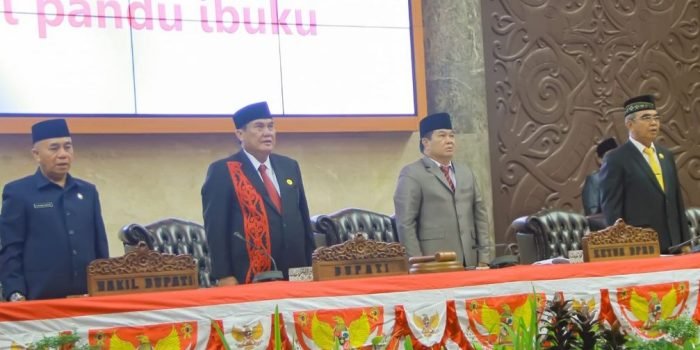 Ikuti Pidato Kenegaraan, Bupati FX Yapan Tingkatkan Kualitas SDM Guru dan Kesehatan di Kubar