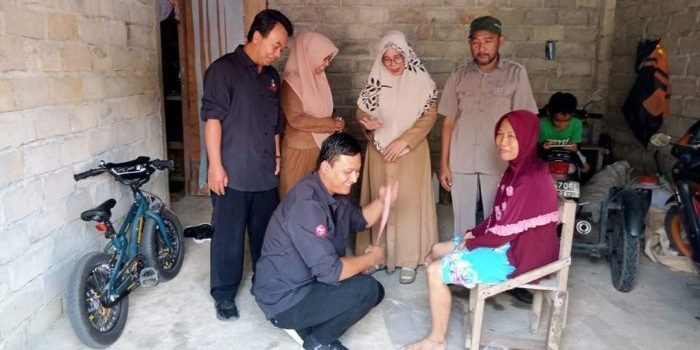 Dinsos Paser Fasilitasi Penyaluran Kaki Palsu Untuk Disabilitas 